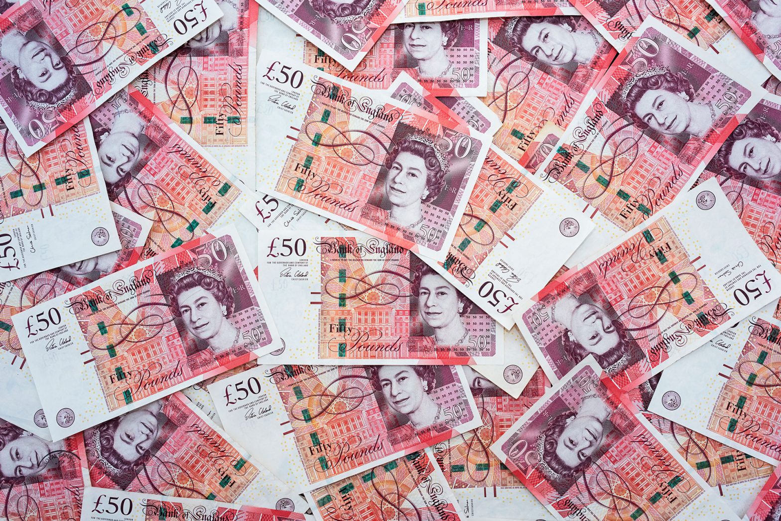 £170m winner's pile of cash